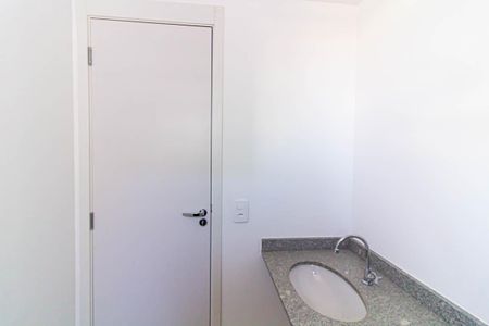 Apartamento à venda com 55m², 3 quartos e 1 vaga Apartamento à venda com 55m², 3 quartos e 1 vagaBanheiro
