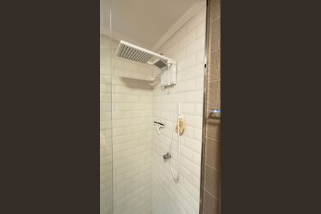 Apartamento à venda com 46m², 2 quartos e 1 vaga Apartamento à venda com 46m², 2 quartos e 1 vagaBanheiro Social