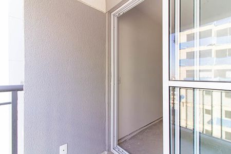 Apartamento à venda com 41m², 2 quartos e 1 vaga Apartamento à venda com 41m², 2 quartos e 1 vagaVaranda / Área de Serviço