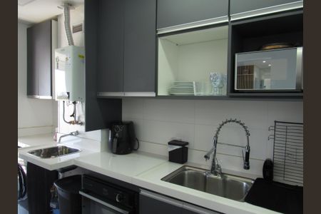 Apartamento para alugar com 79m², 2 quartos e 2 vagasCozinha e Área de Serviço