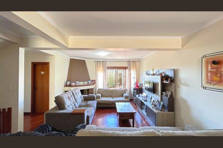 Casa à venda com 162m², 3 quartos e 4 vagas Casa à venda com 162m², 3 quartos e 4 vagasSala