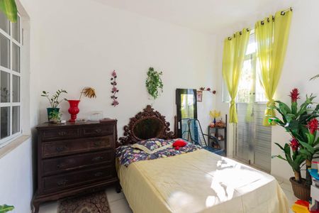 Casa à venda com 100m², 2 quartos e sem vaga Casa à venda com 100m², 2 quartos e sem vagaQuarto 1