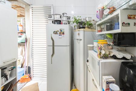 Casa à venda com 100m², 2 quartos e sem vaga Casa à venda com 100m², 2 quartos e sem vagaCozinha
