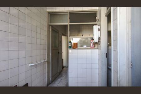 Apartamento à venda com 109m², 3 quartos e 1 vagaÁrea de Serviço