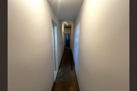 Casa à venda com 140m², 3 quartos e 1 vagaCorredor