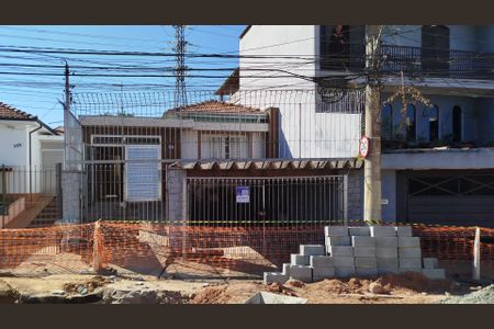 Casa à venda com 315m², 3 quartos e 3 vagasFachada