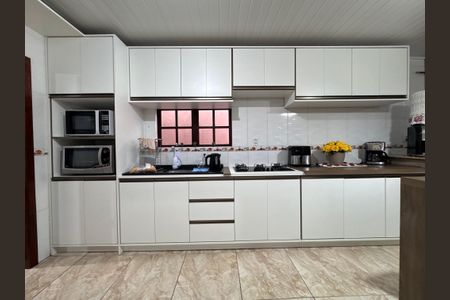 Casa à venda com 140m², 3 quartos e 2 vagas