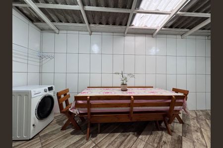 Casa à venda com 140m², 3 quartos e 2 vagas