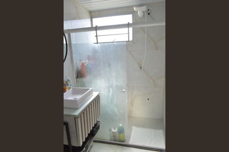 Apartamento à venda com 45m², 2 quartos e 1 vaga Apartamento à venda com 45m², 2 quartos e 1 vagaBanheiro