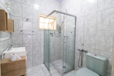 Casa à venda com 215m², 3 quartos e 2 vagasBanheiro