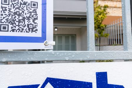 Casa à venda com 215m², 3 quartos e 2 vagasPlaquinha