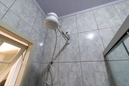 Casa à venda com 215m², 3 quartos e 2 vagasBanheiro