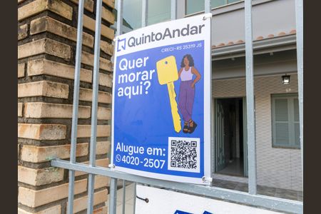 Casa à venda com 215m², 3 quartos e 2 vagasPlaquinha