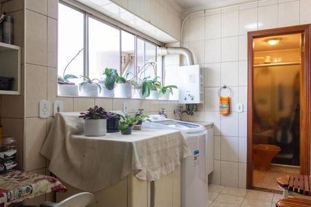 Apartamento à venda com 115m², 3 quartos e 2 vagas Apartamento à venda com 115m², 3 quartos e 2 vagasÁrea de Serviço
