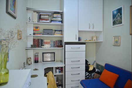 Apartamento à venda com 180m², 4 quartos e 1 vagaEscritório