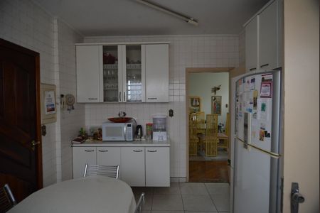 Apartamento à venda com 180m², 4 quartos e 1 vagaCozinha