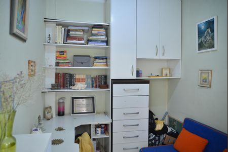 Apartamento à venda com 180m², 4 quartos e 1 vagaEscritório