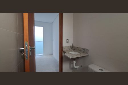 Apartamento à venda com 46m², 2 quartos e 1 vaga Apartamento à venda com 46m², 2 quartos e 1 vagaBanheiro Varanda Quarto 1 suíte