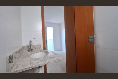 Apartamento à venda com 46m², 2 quartos e 1 vaga Apartamento à venda com 46m², 2 quartos e 1 vagaBanheiro da Suíte