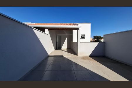 Apartamento à venda com 46m², 2 quartos e 1 vaga Apartamento à venda com 46m², 2 quartos e 1 vagaCobertura