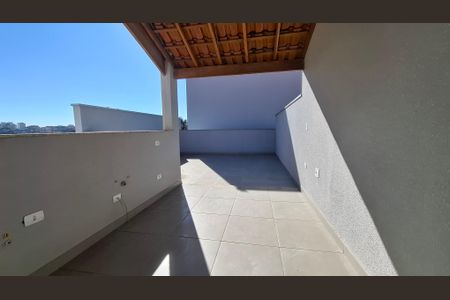 Apartamento à venda com 46m², 2 quartos e 1 vaga Apartamento à venda com 46m², 2 quartos e 1 vagaCobertura
