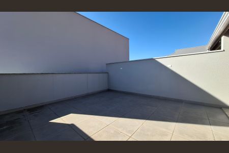 Apartamento à venda com 46m², 2 quartos e 1 vaga Apartamento à venda com 46m², 2 quartos e 1 vagaCobertura