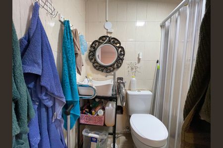 Apartamento para alugar com 70m², 3 quartos e 1 vaga Apartamento para alugar com 70m², 3 quartos e 1 vagaBanheiro do Quarto 1