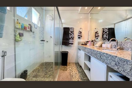 Casa à venda com 110m², 3 quartos e 2 vagas