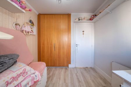 Apartamento à venda com 74m², 3 quartos e 2 vagasQuarto 1