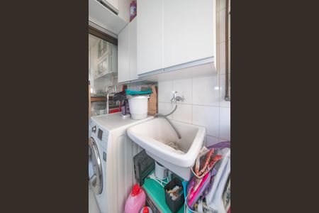 Apartamento à venda com 74m², 3 quartos e 2 vagasLavanderia