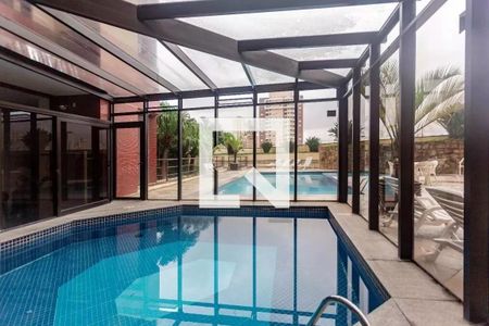 Apartamento à venda com 74m², 3 quartos e 2 vagas Apartamento à venda com 74m², 3 quartos e 2 vagasPiscina