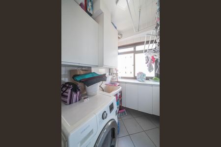 Apartamento à venda com 74m², 3 quartos e 2 vagasLavanderia