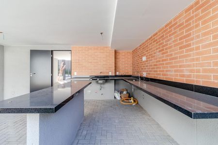 Casa de condomínio à venda com 276m², 3 quartos e 2 vagasQuintal