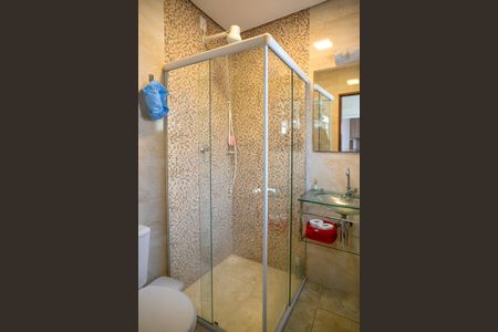 Casa à venda com 180m², 2 quartos e 1 vaga Casa à venda com 180m², 2 quartos e 1 vagaBanheiro de Serviço