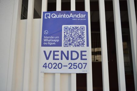 Casa à venda com 171m², 3 quartos e 2 vagasPlaca