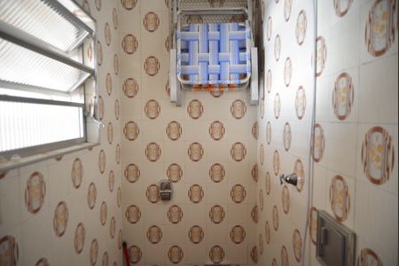 Casa à venda com 171m², 3 quartos e 2 vagasBanheiro de serviço