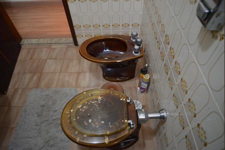 Casa à venda com 171m², 3 quartos e 2 vagasBanheiro da Suíte