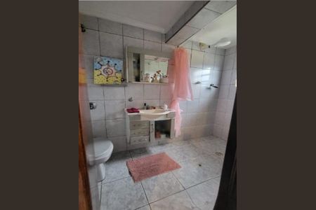 Casa à venda com 3 quartos, 250m² em Vila Santos, São Paulo