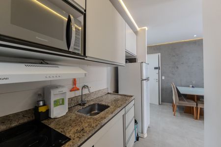 Apartamento à venda com 38m², 1 quarto e 1 vaga Apartamento à venda com 38m², 1 quarto e 1 vagaCozinha e Área de Serviço