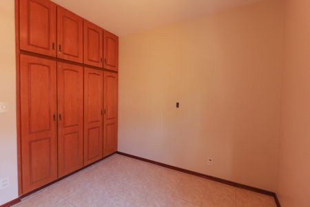 Casa para alugar com 450m², 4 quartos e 5 vagas Casa para alugar com 450m², 4 quartos e 5 vagasSuíte