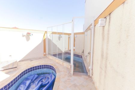 Casa para alugar com 450m², 4 quartos e 5 vagas Casa para alugar com 450m², 4 quartos e 5 vagasÀrea Externa