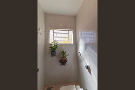 Casa para alugar com 450m², 4 quartos e 5 vagas Casa para alugar com 450m², 4 quartos e 5 vagasBanheiro