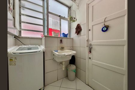 Apartamento à venda com 115m², 3 quartos e 1 vaga Apartamento à venda com 115m², 3 quartos e 1 vagaÁrea de serviço