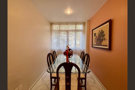 Apartamento à venda com 115m², 3 quartos e 1 vaga Apartamento à venda com 115m², 3 quartos e 1 vagaSala