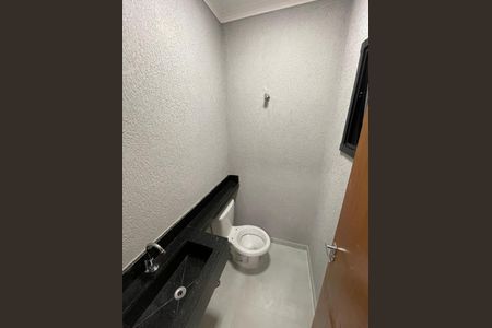 Casa à venda com 110m², 2 quartos e 3 vagas Casa à venda com 110m², 2 quartos e 3 vagasFoto 12