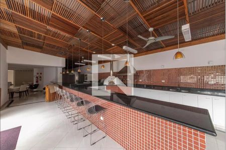 Apartamento à venda com 177m², 3 quartos e 2 vagas Apartamento à venda com 177m², 3 quartos e 2 vagasChurrasqueira