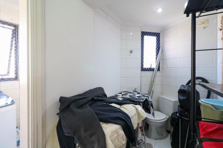 Apartamento à venda com 177m², 3 quartos e 2 vagas Apartamento à venda com 177m², 3 quartos e 2 vagasÁrea de Serviço