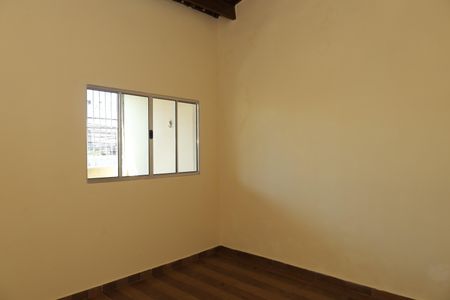 Sala de casa para alugar com 2 quartos, 100m² em Vila Taquari, São Paulo