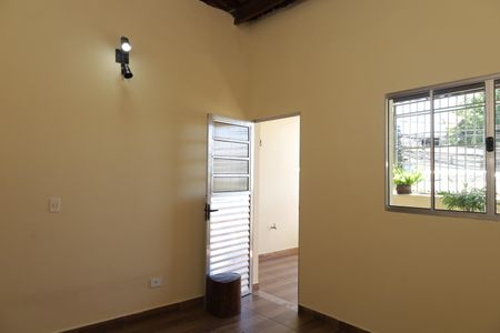 Sala de casa para alugar com 2 quartos, 100m² em Vila Taquari, São Paulo