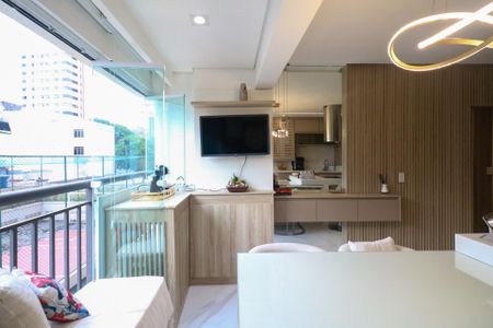 Apartamento à venda com 65m², 2 quartos e 2 vagas Apartamento à venda com 65m², 2 quartos e 2 vagasCozinha